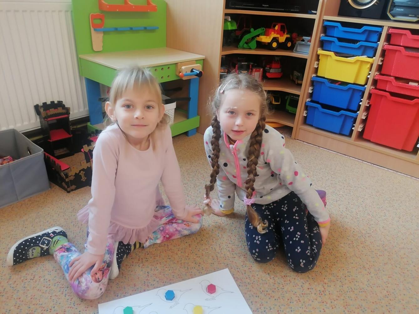 společná práce- "Zvířátka a ptáčci v zimě" :-) - 7