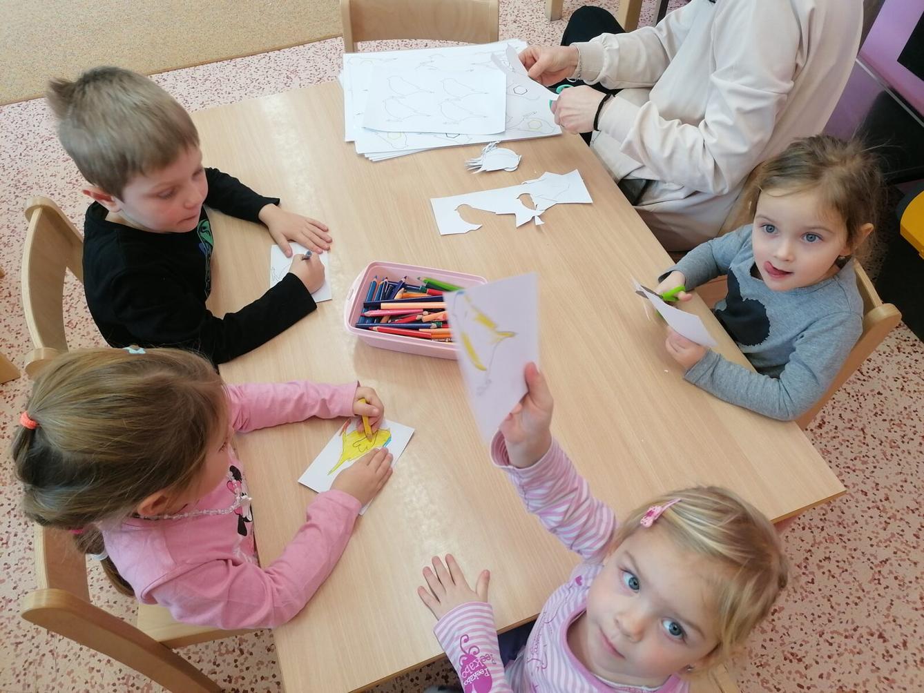 společná práce- "Zvířátka a ptáčci v zimě" :-) - 26