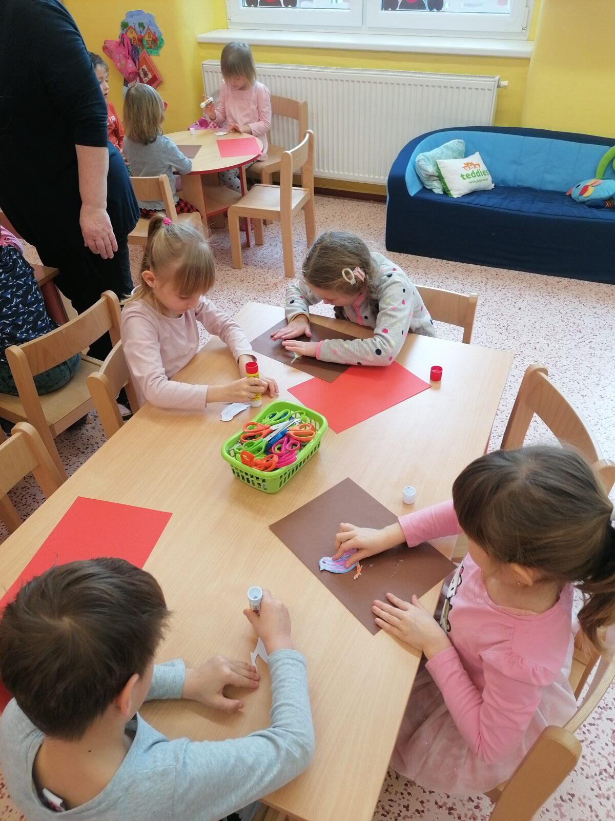 společná práce- "Zvířátka a ptáčci v zimě" :-) - 27