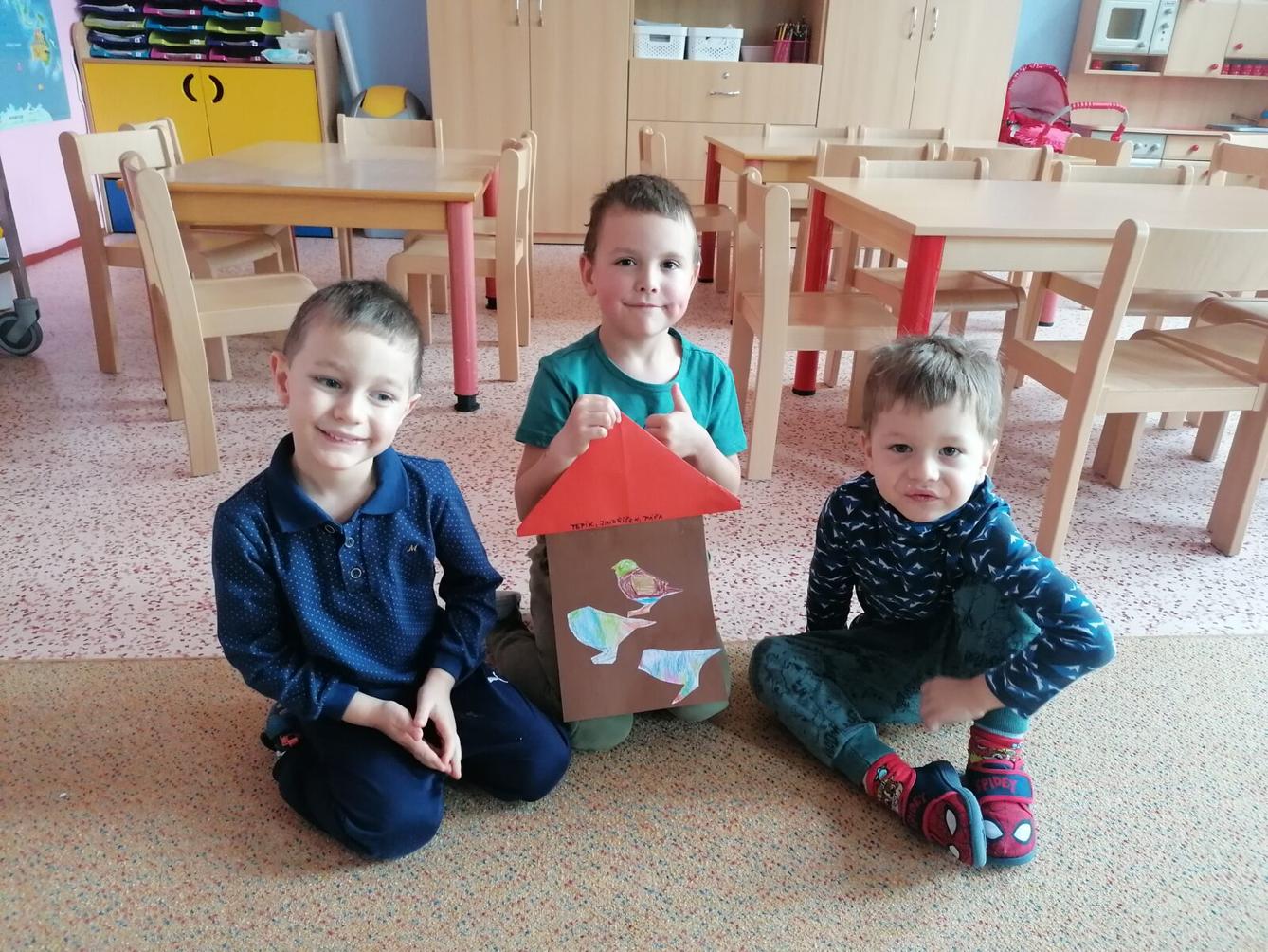 společná práce- "Zvířátka a ptáčci v zimě" :-) - 33