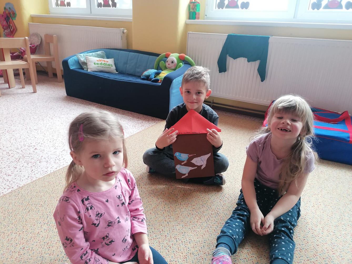 společná práce- "Zvířátka a ptáčci v zimě" :-) - 34