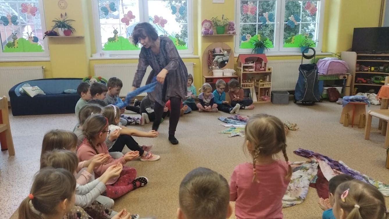 Muzikoterapie-„pohádka o Honzíkovi a Aničce“ - 9