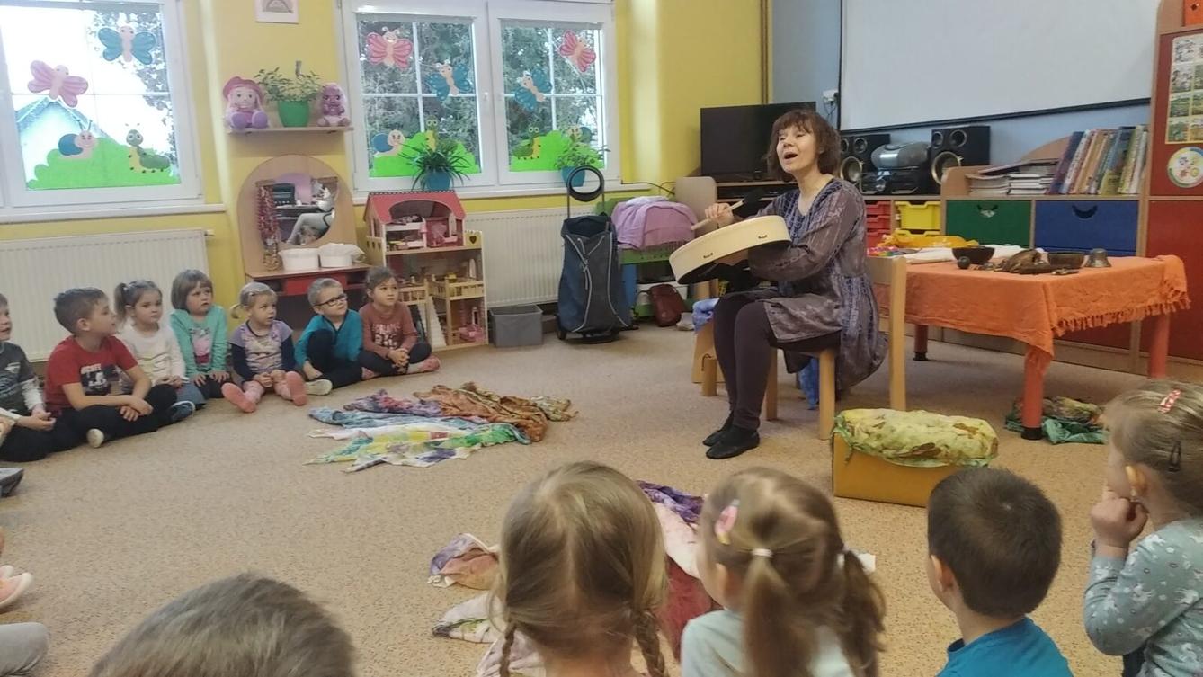 Muzikoterapie-„pohádka o Honzíkovi a Aničce“ - 12