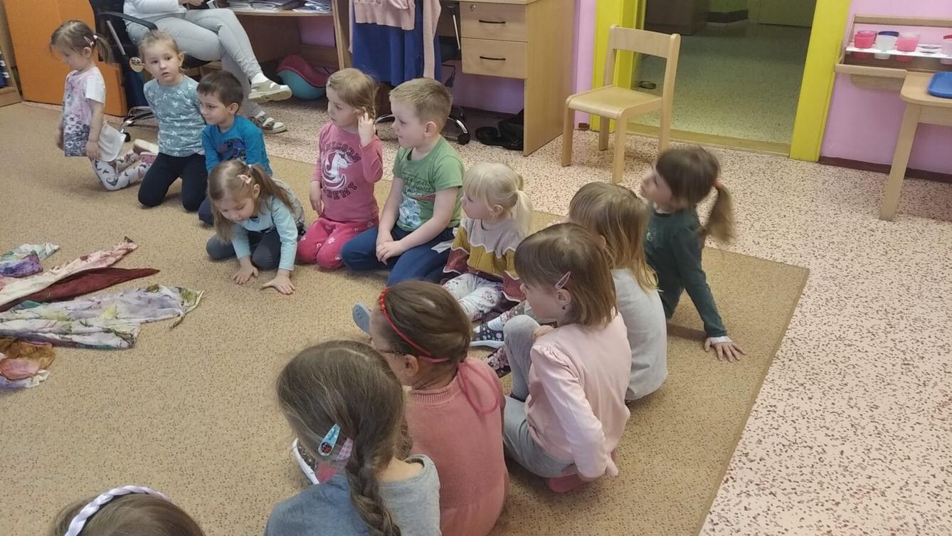 Muzikoterapie-„pohádka o Honzíkovi a Aničce“ - 16