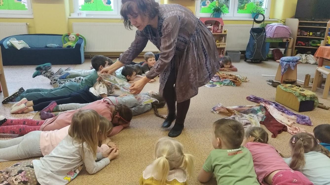 Muzikoterapie-„pohádka o Honzíkovi a Aničce“ - 18