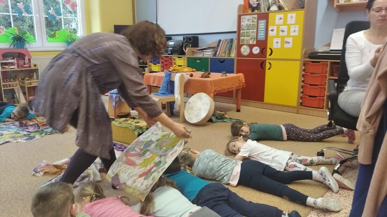 Muzikoterapie-„pohádka o Honzíkovi a Aničce“ - 19