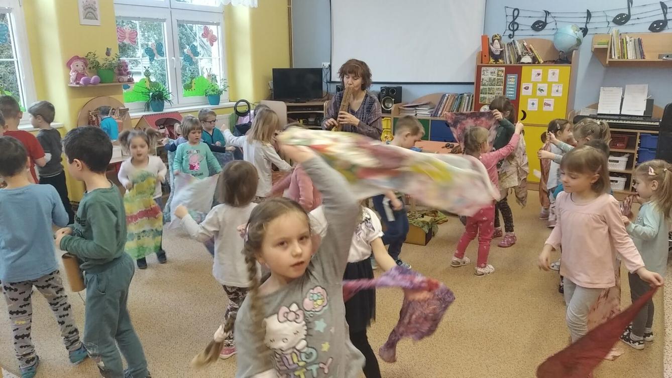 Muzikoterapie-„pohádka o Honzíkovi a Aničce“ - 26