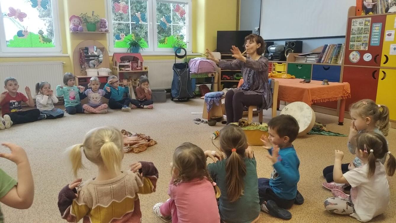 Muzikoterapie-„pohádka o Honzíkovi a Aničce“ - 27