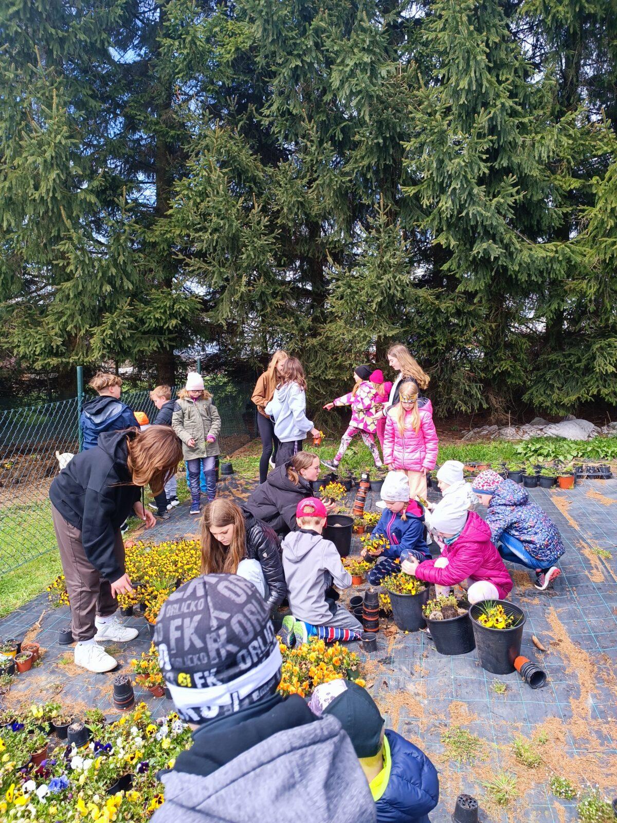 II. oddělení školní družina - duben,březen - 16