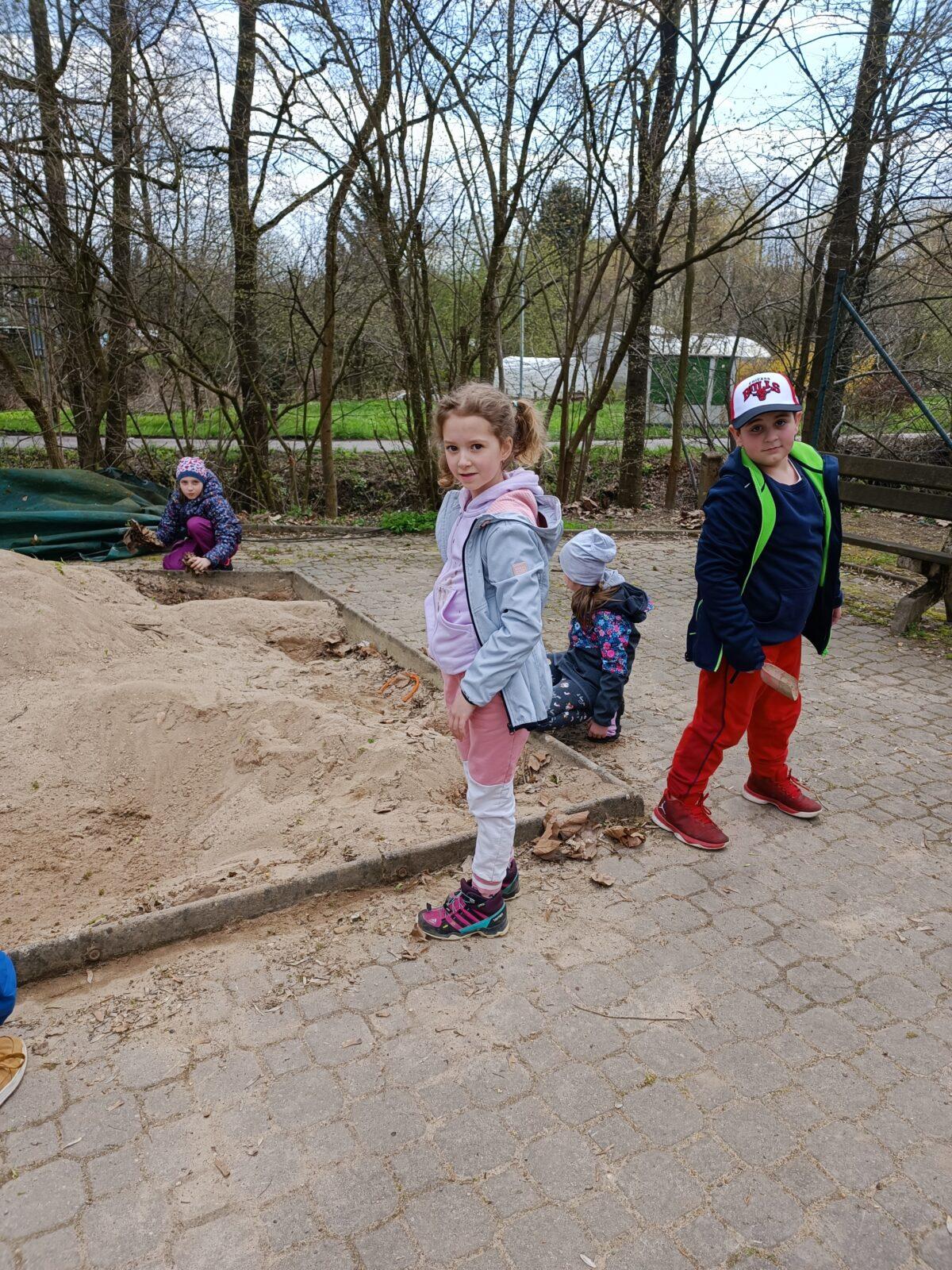 II. oddělení školní družina - duben,březen - 39