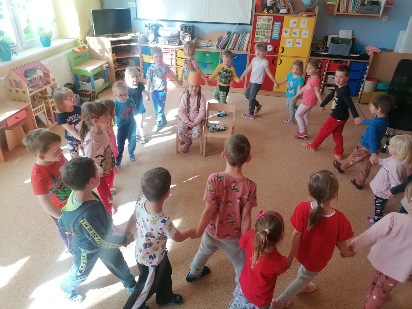 Slavíme!!! Ilonka měla narozeniny :-) - 1