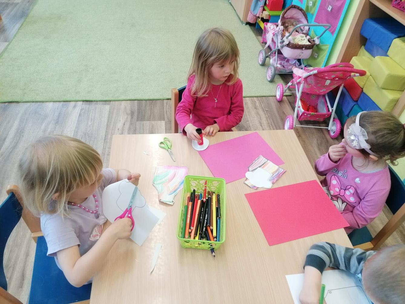 Broučci: "hrajeme si na kuchaře" :-) - 3