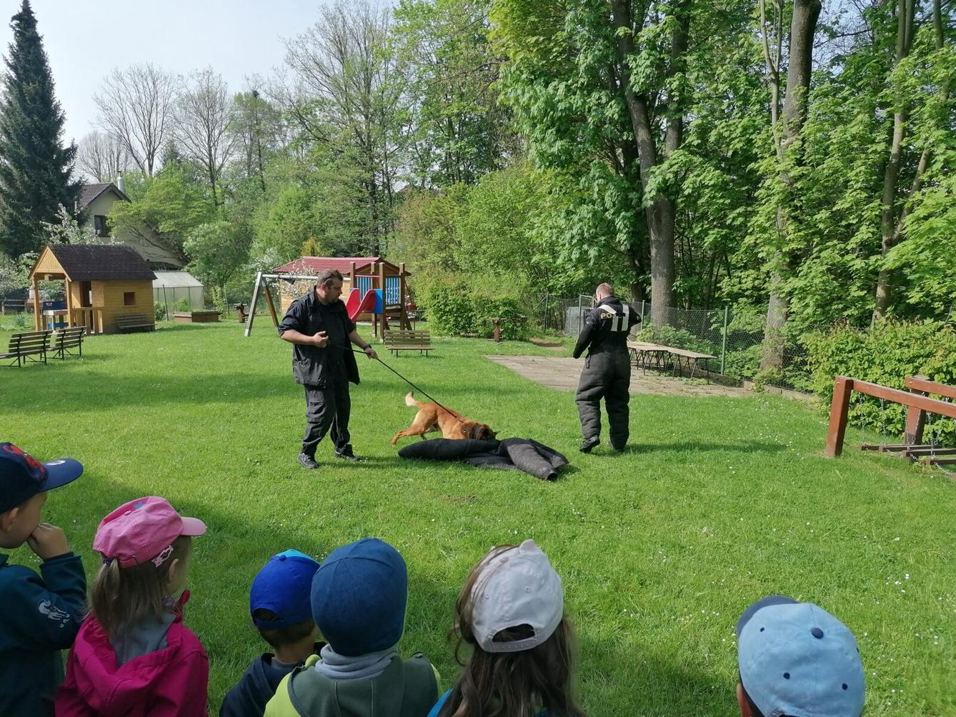 Policie ČR v naší školce :-) - 42