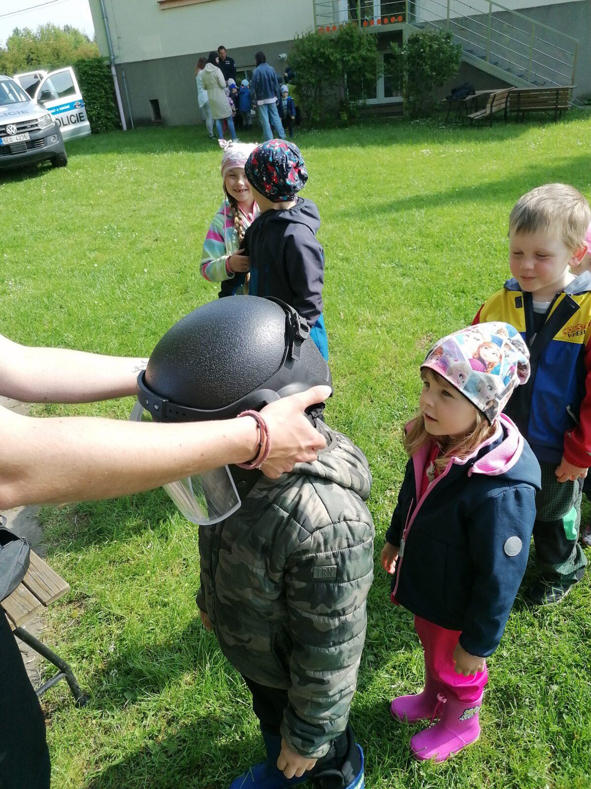 Policie ČR v naší školce :-) - 91