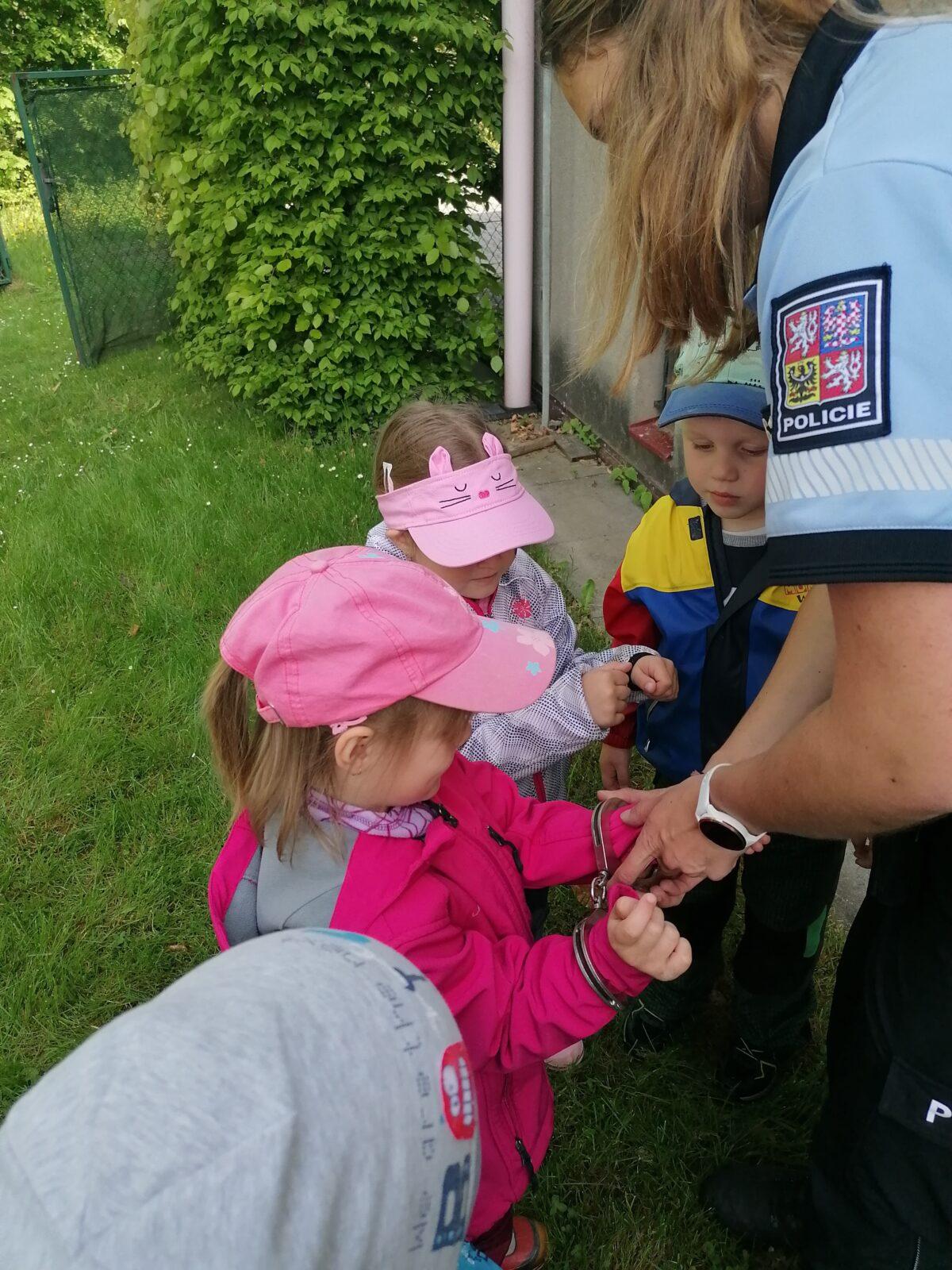 Policie ČR v naší školce :-) - 109