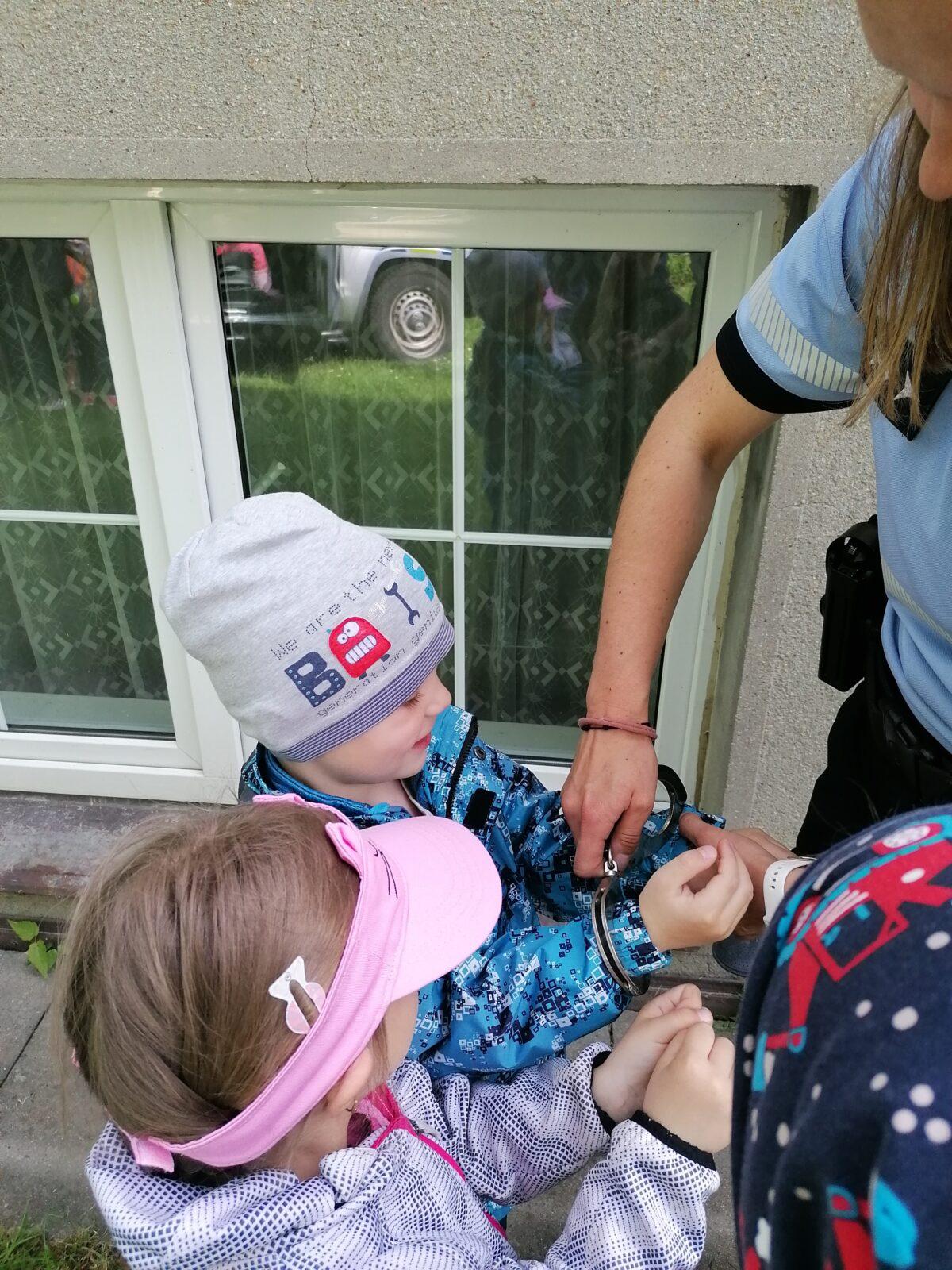 Policie ČR v naší školce :-) - 112