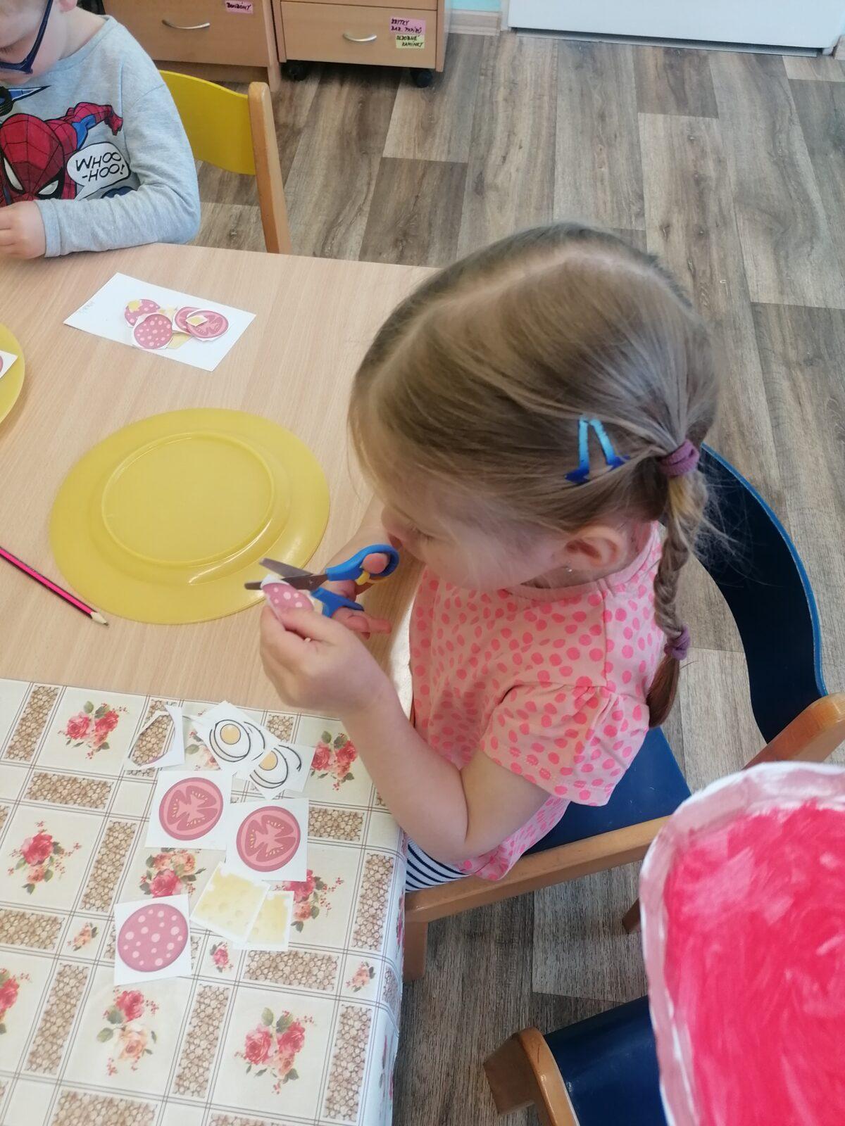 Broučci: "hrajeme si na kuchaře" :-) - 11