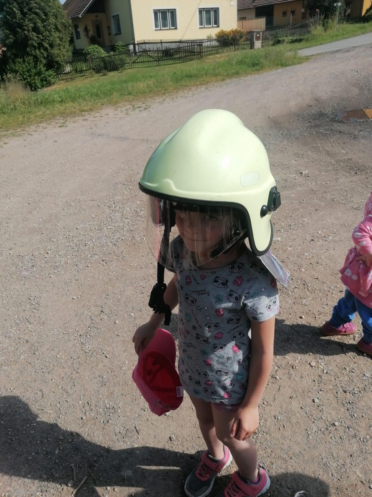 Hasiči v MŠ :-) - 54