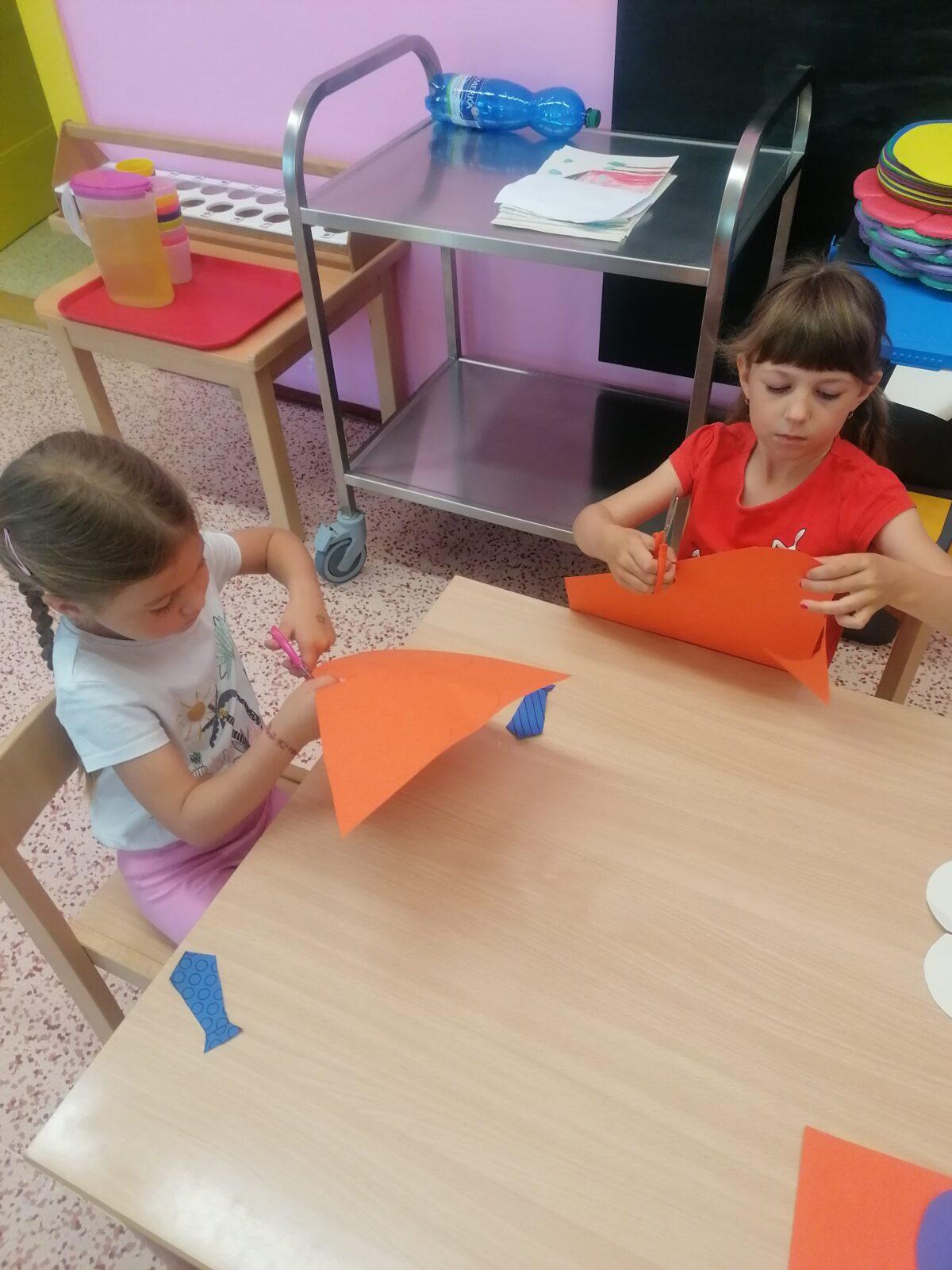 Vyrábíme dárečky pro tatínky :-) - 6