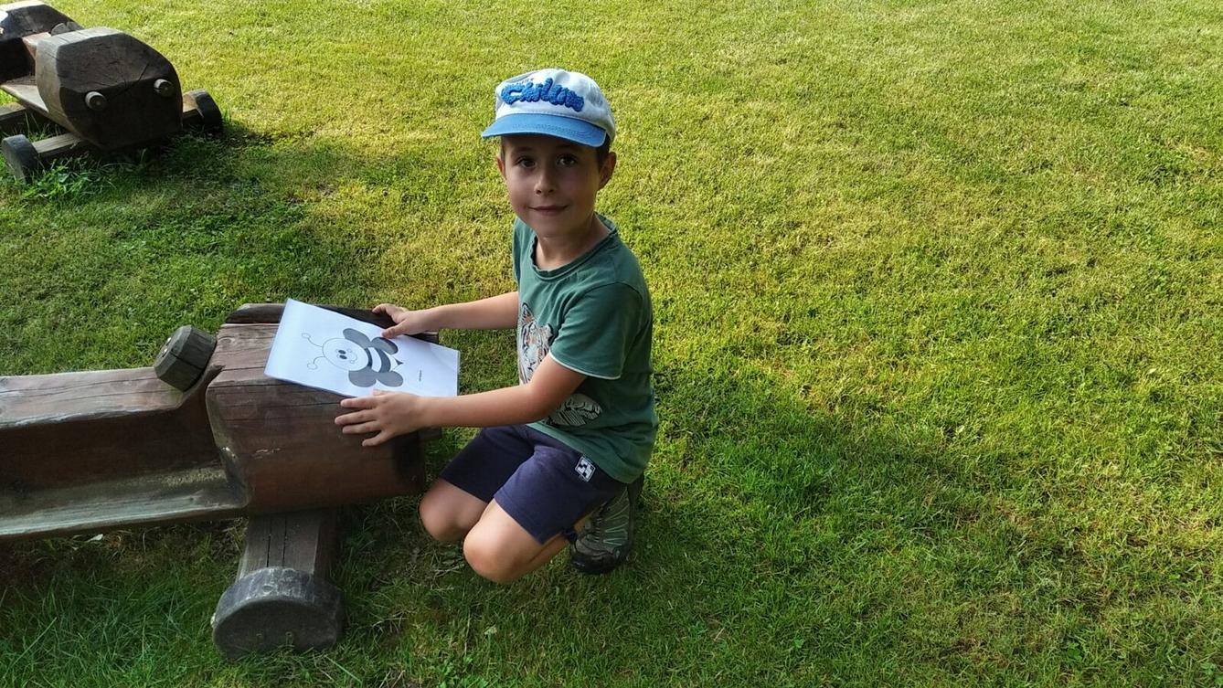 TÝDENNÍ PROJEKT 2 : ,,OD KYTIČKY K MEDU“ - 43