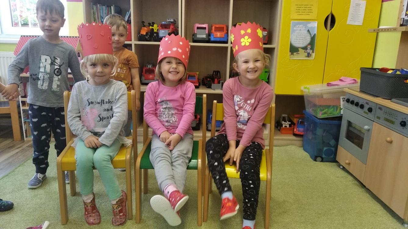 slavíme: Elenka, Karolínka a Natálka měly narozeniny - 1