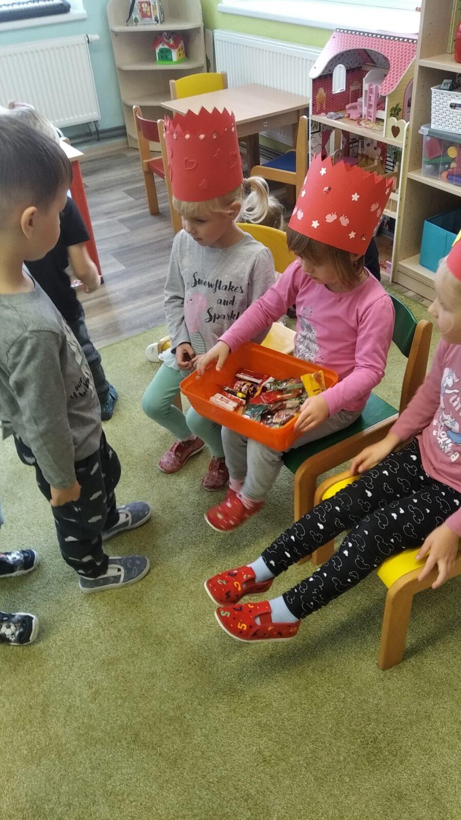 slavíme: Elenka, Karolínka a Natálka měly narozeniny - 7