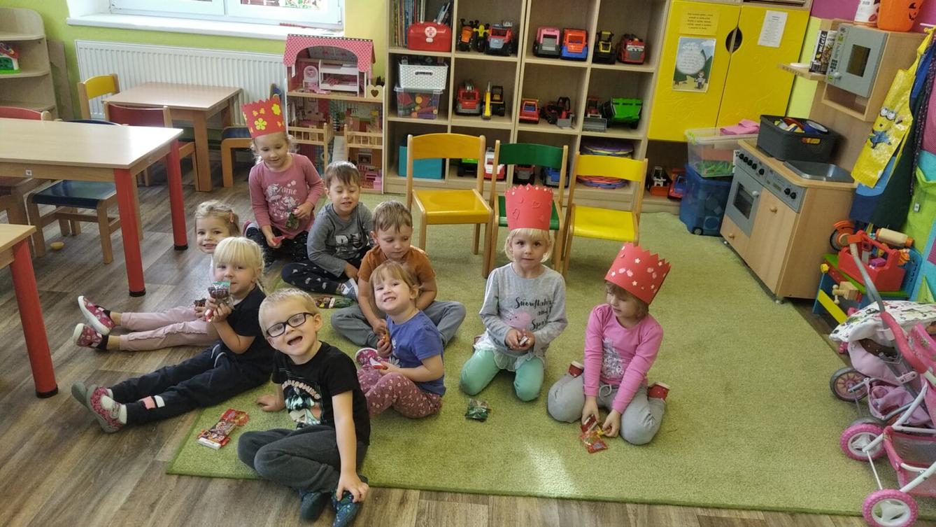 slavíme: Elenka, Karolínka a Natálka měly narozeniny - 14