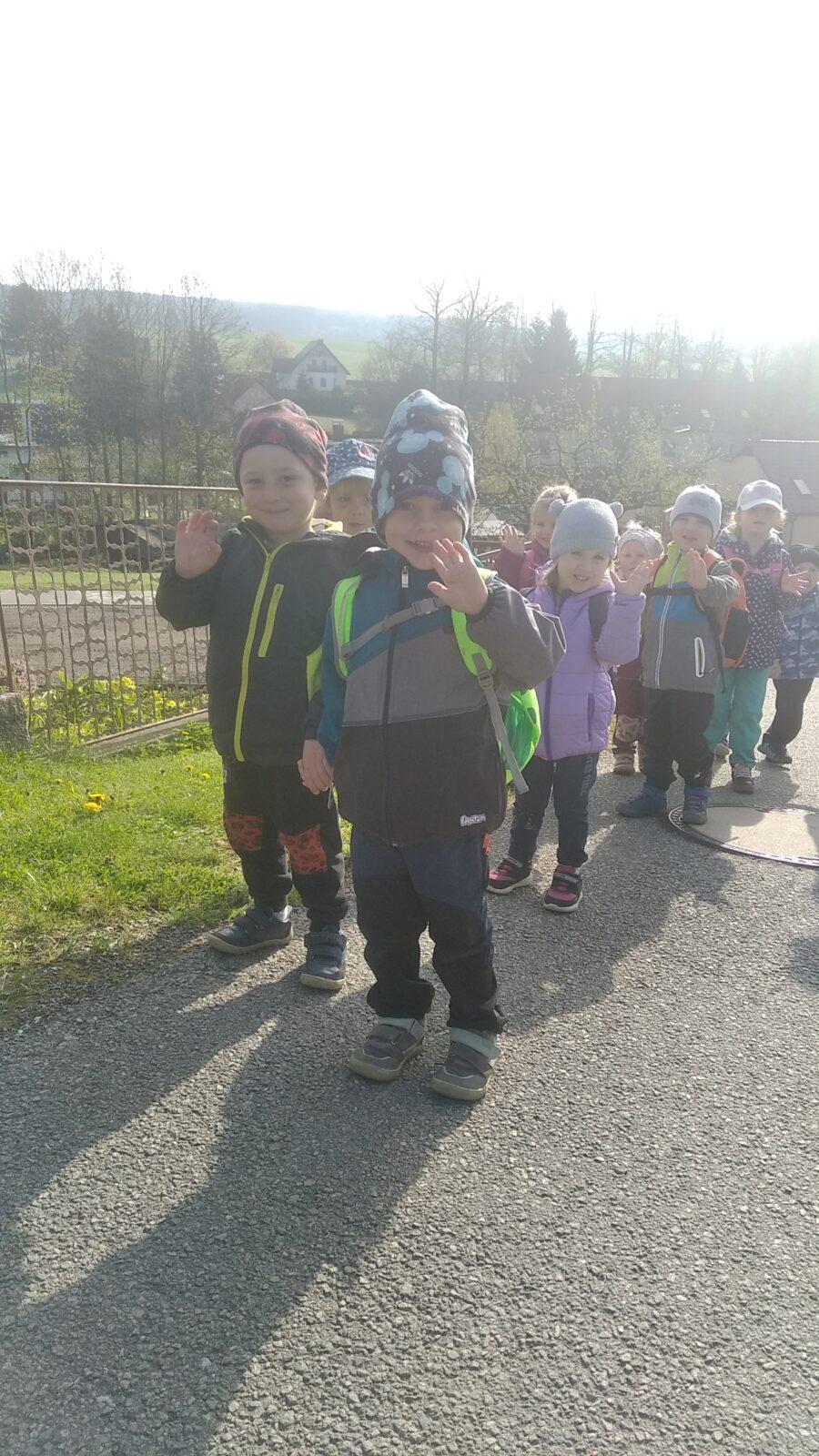 broučci: Co si brouká jarní louka... - 19