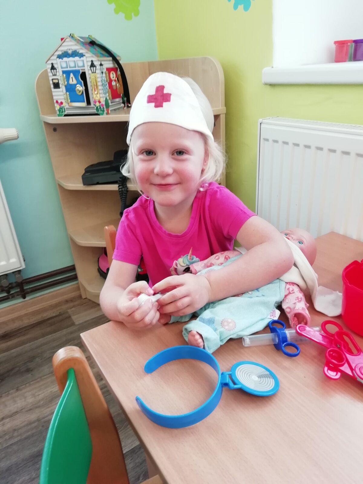 Broučci - Poznáváme les a lesní stezka ve školce - 17