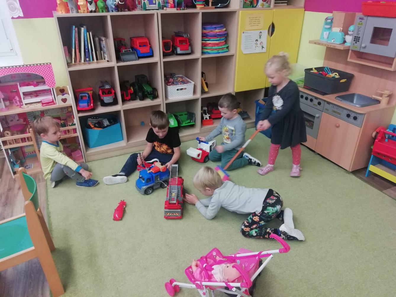 Broučci - zábava s drakem - 14