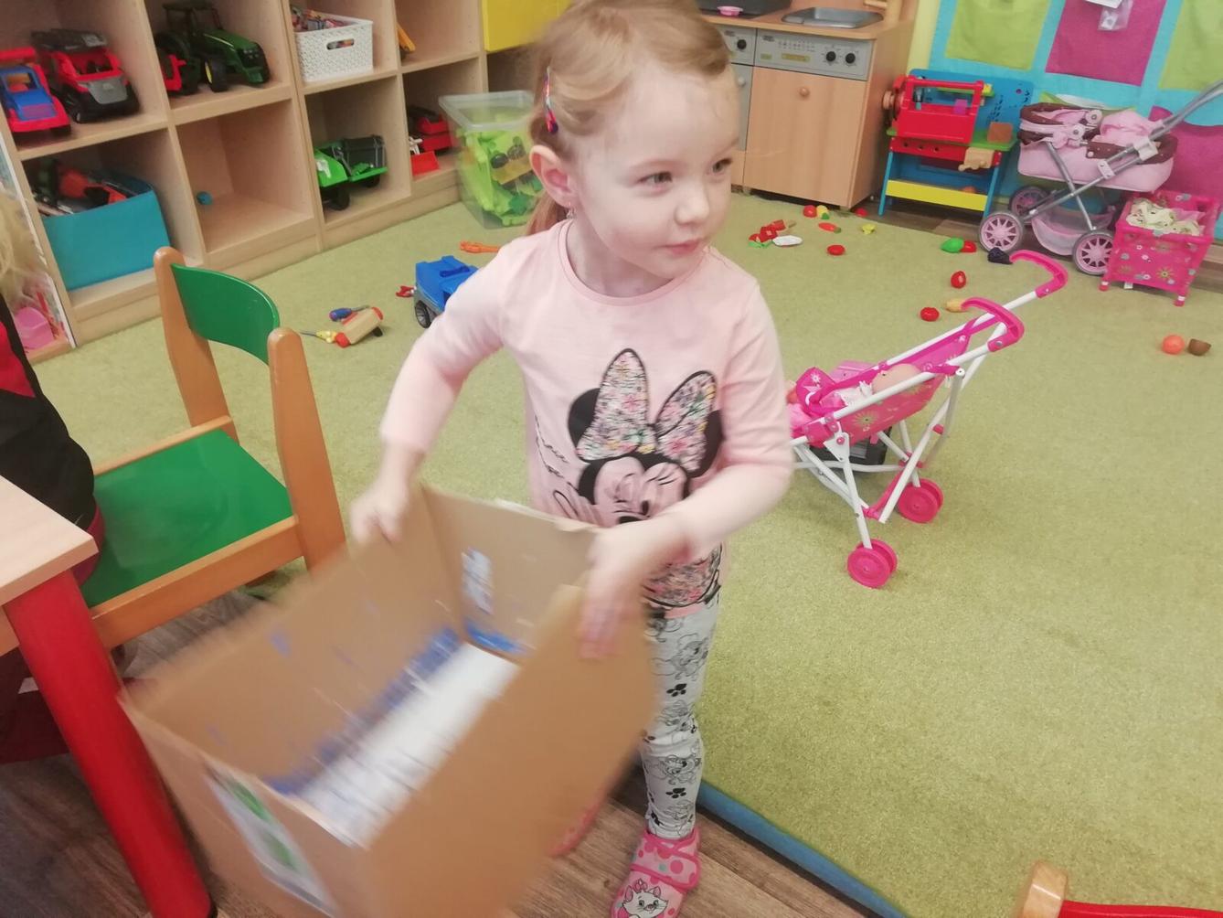 Broučci - zábava s drakem - 16