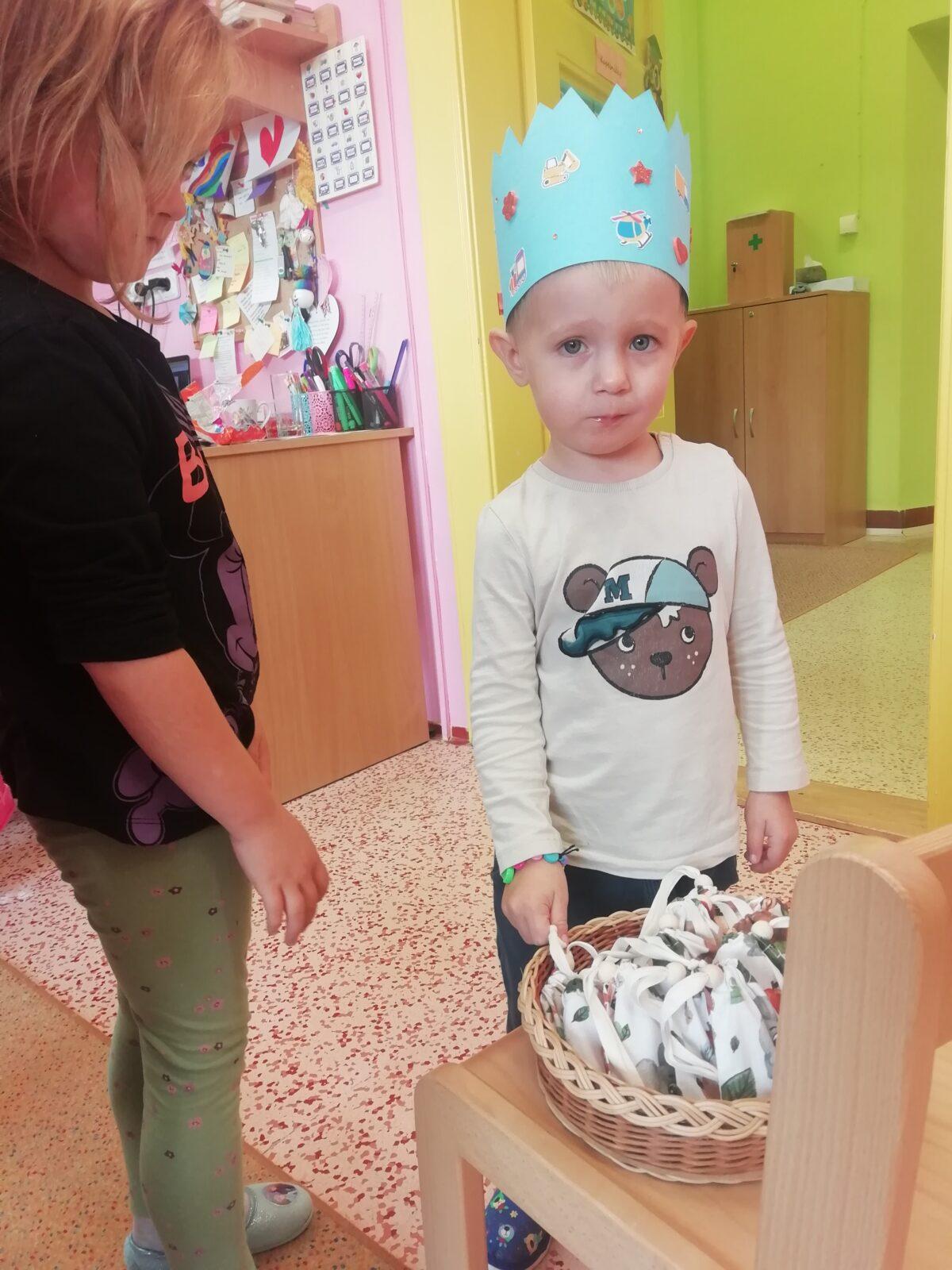 SLAVÍME - Pája měl narozeniny - 15