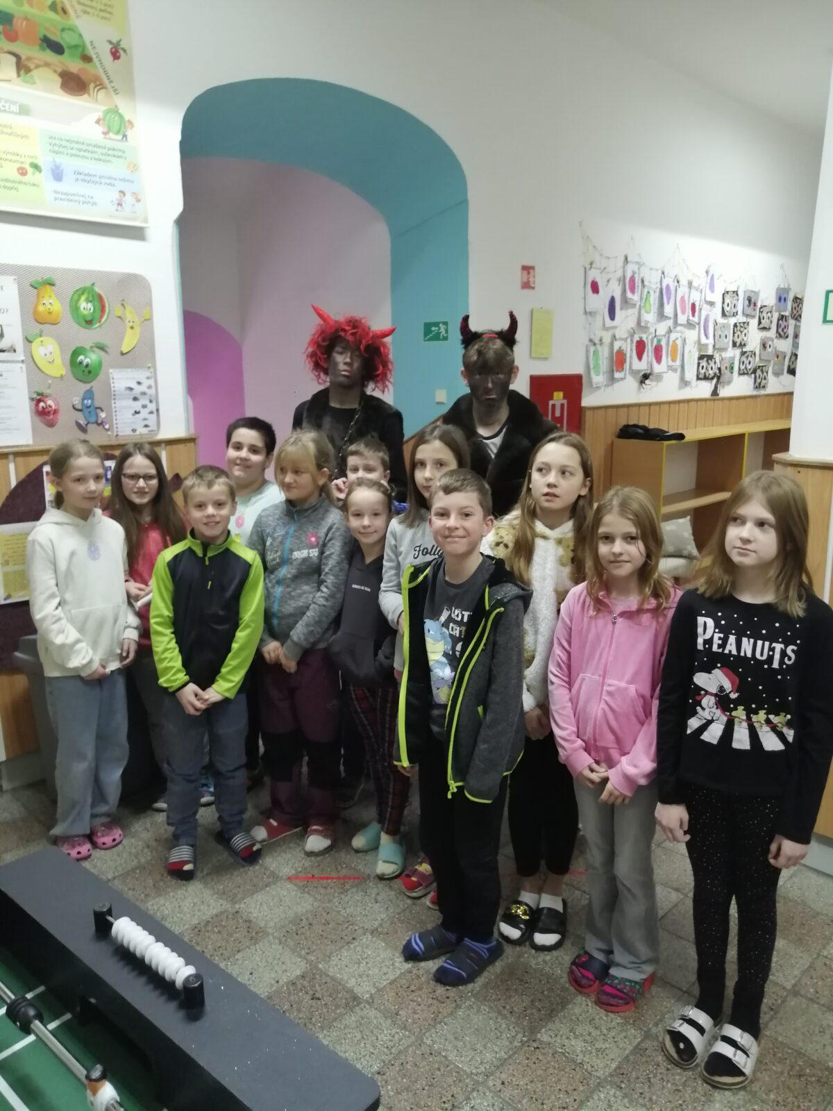 Mikuláš, andělé a čerti ve škole - 10