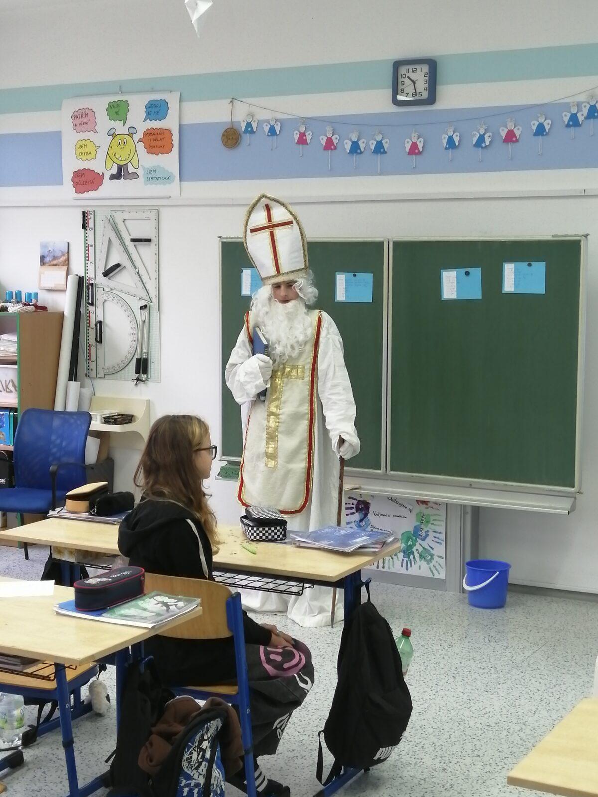 Mikuláš, andělé a čerti ve škole - 12