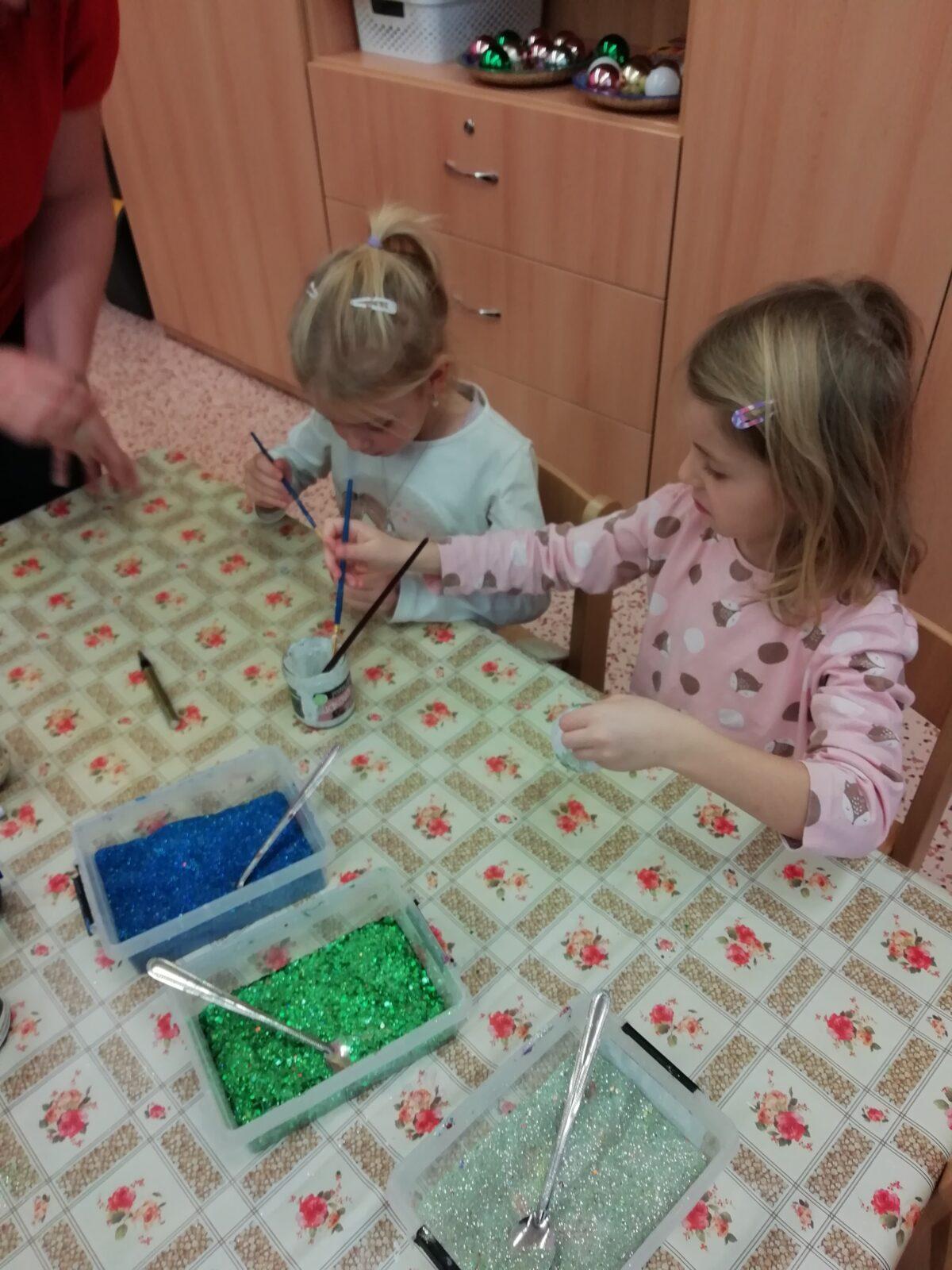 Vánoční tvoření s paní Adamcovou - 30