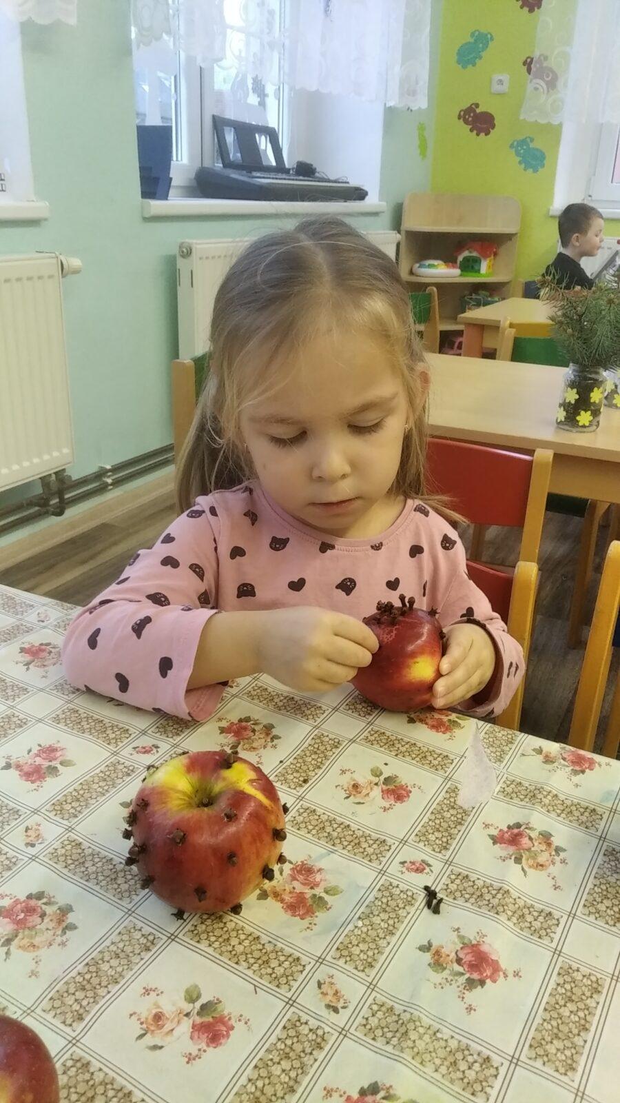 broučci a sovičky: těšíme se na vánoce, nadílka - 21