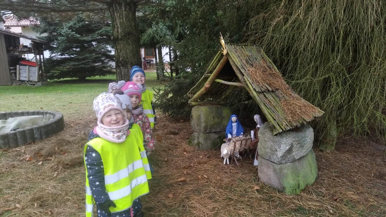 broučci a sovičky: těšíme se na vánoce, nadílka - 23