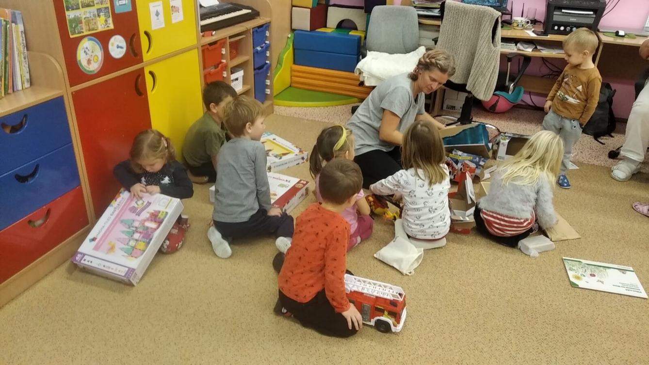 broučci a sovičky: těšíme se na vánoce, nadílka - 37