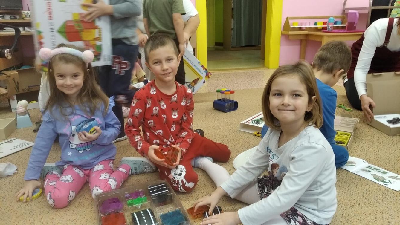 broučci a sovičky: těšíme se na vánoce, nadílka - 41