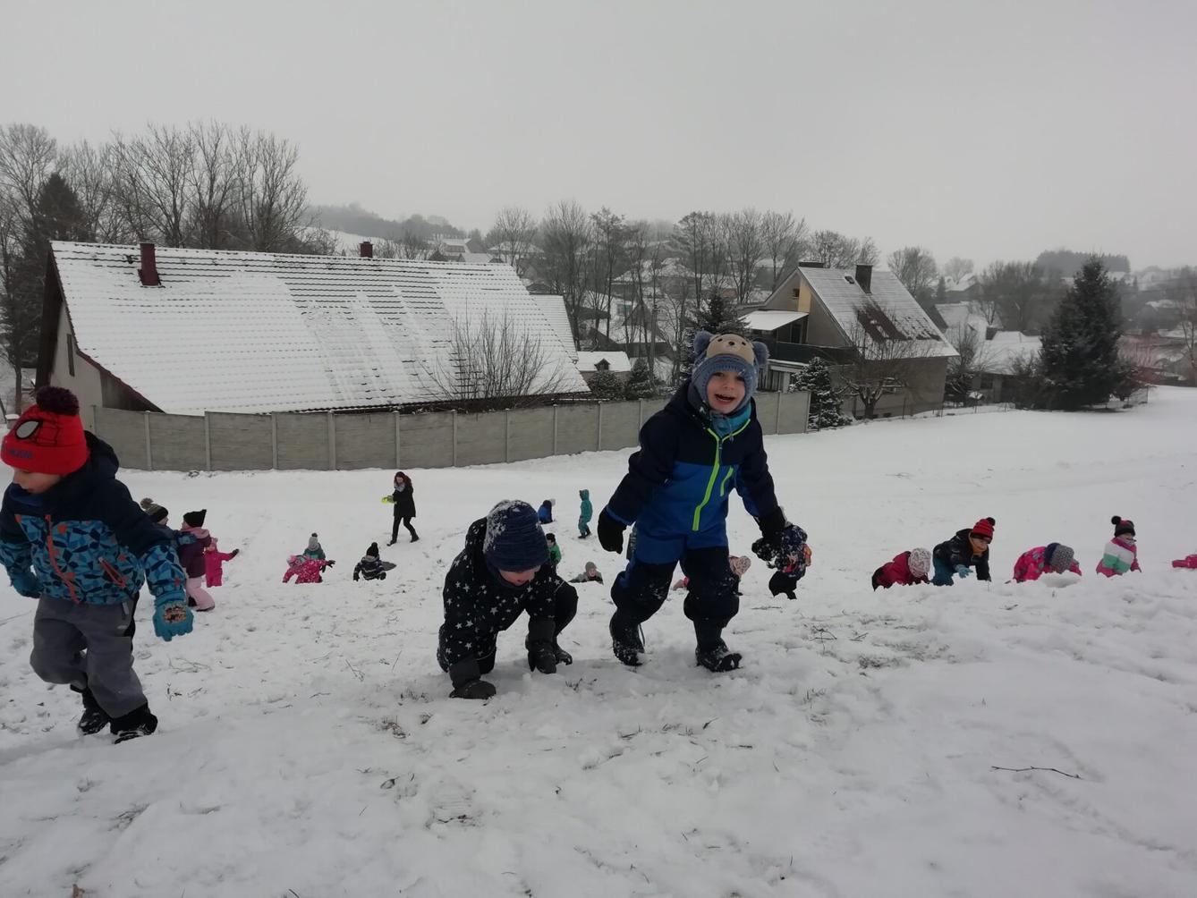 Broučci: První společné dny v novém roce + sněhové hrátky se Sovičkami - 37