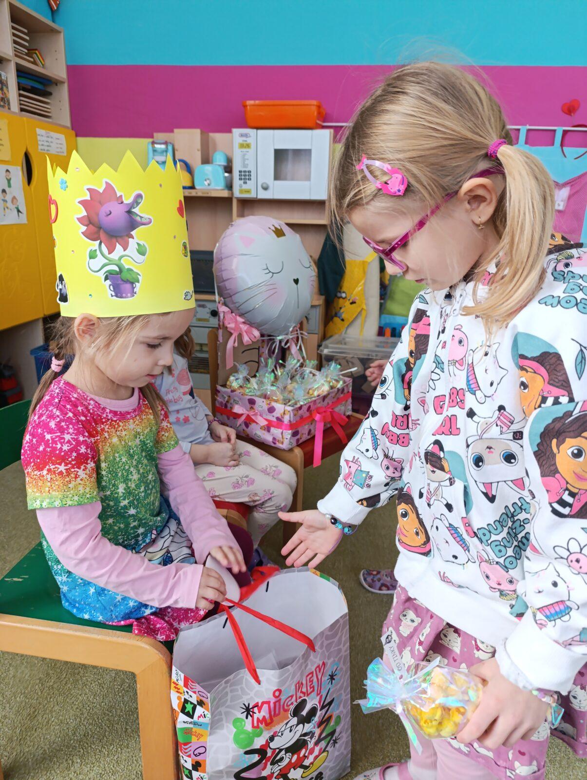 slavíme: Tinka a Lucinka, holky měly narozeniny - 4