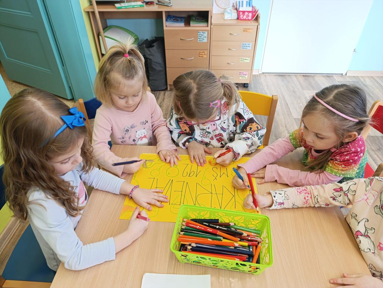 broučci: tvoření -zvířátka+příprava na karneval a masopust - 26