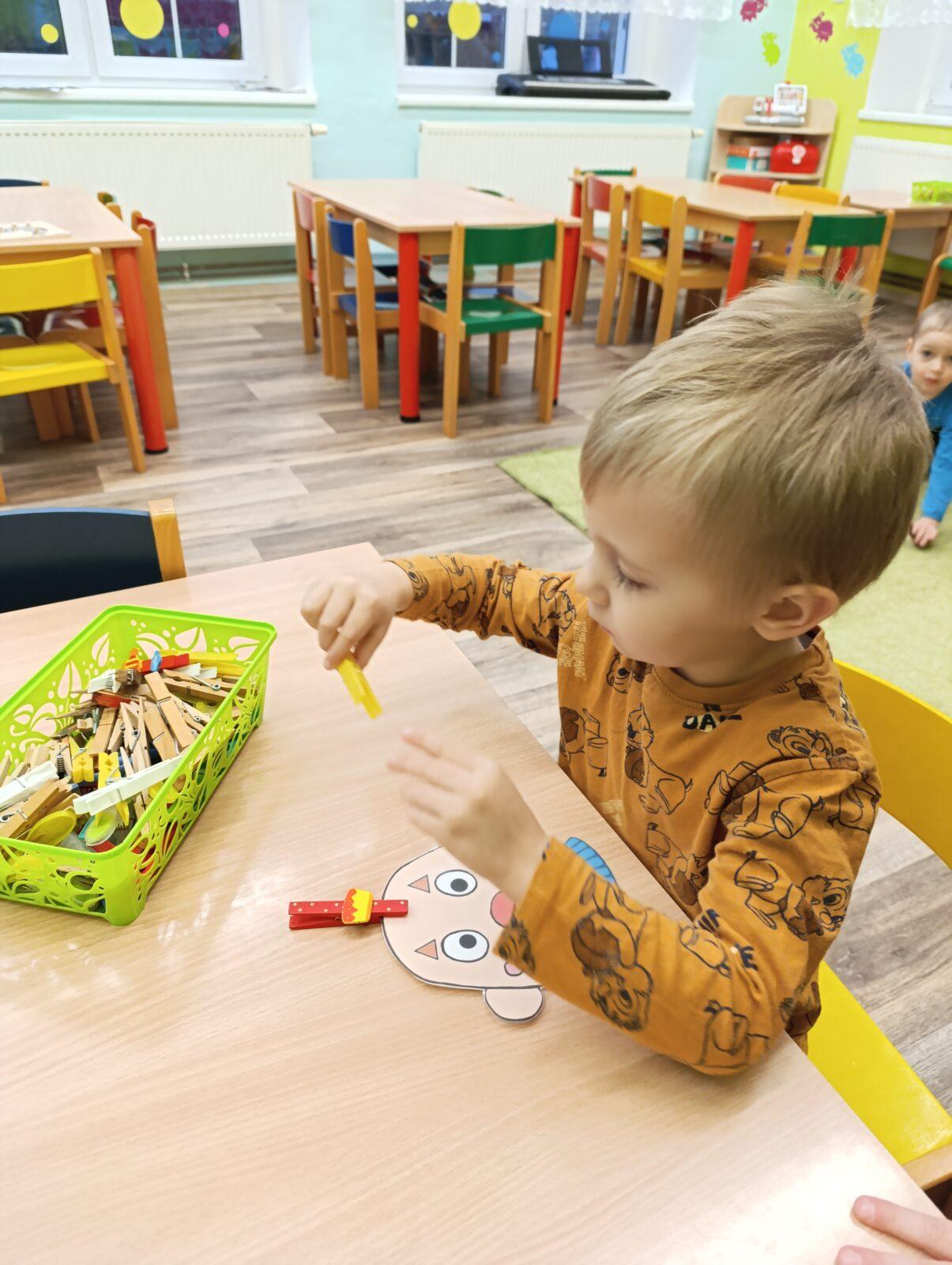 broučci: tvoření -zvířátka+příprava na karneval a masopust - 28