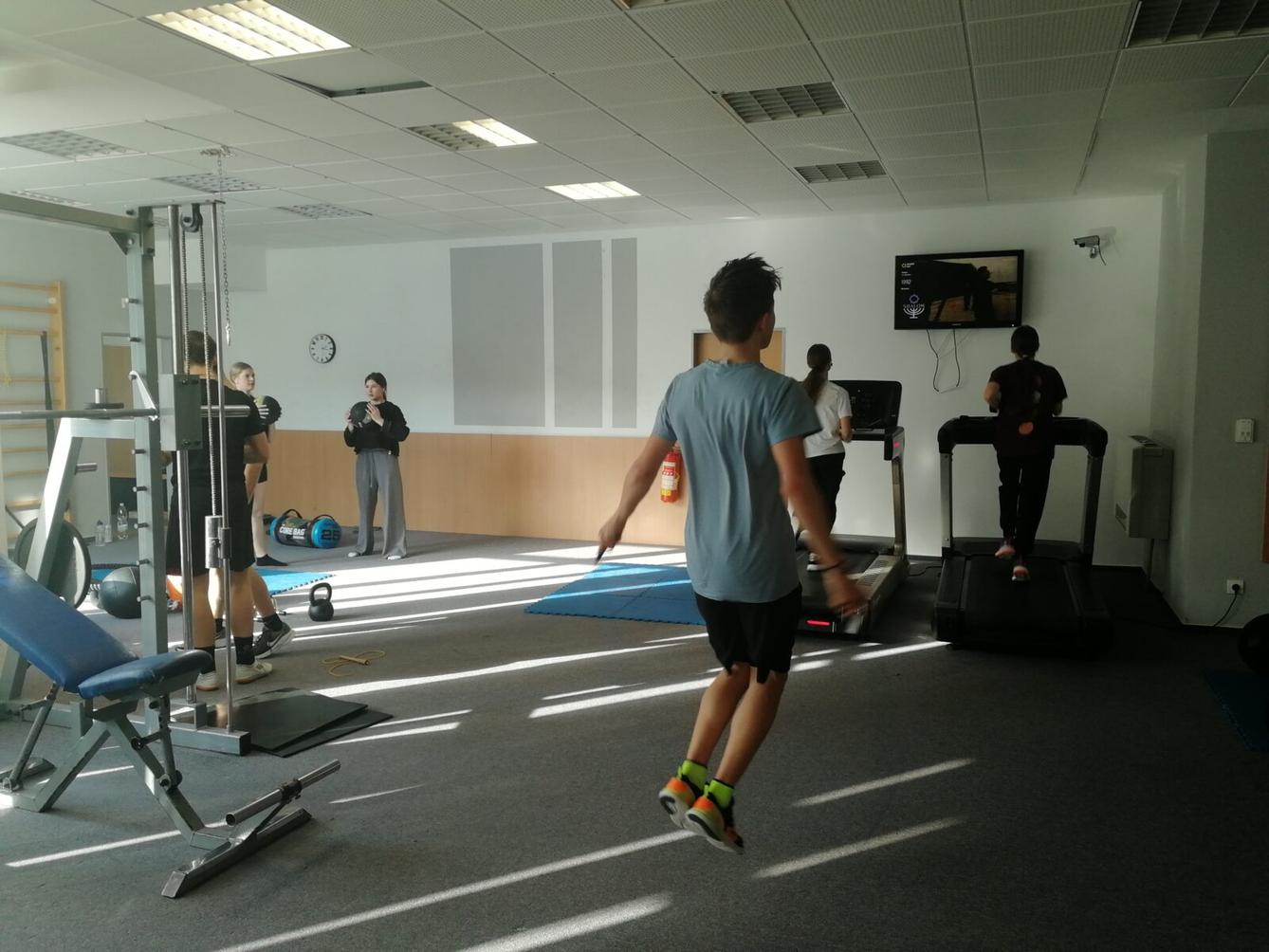 Návštěva posilovny - žáci 9.tříd - 11