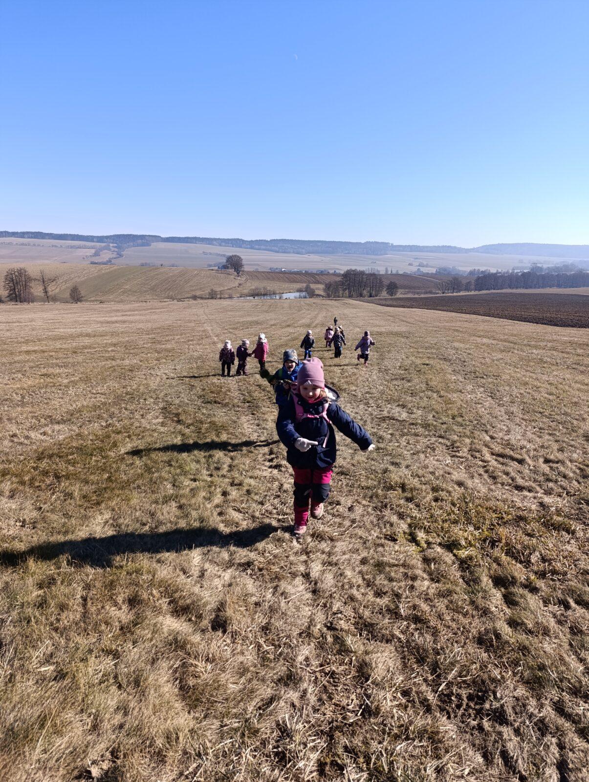 broučci a sovičky: „cestou necestou...“ - 54