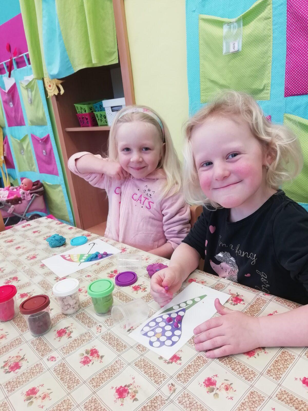 BROUČCI - ,,O ZAKLETÝCH STROMECH, PŘIŠLO JARO DO VSI´´ - 18