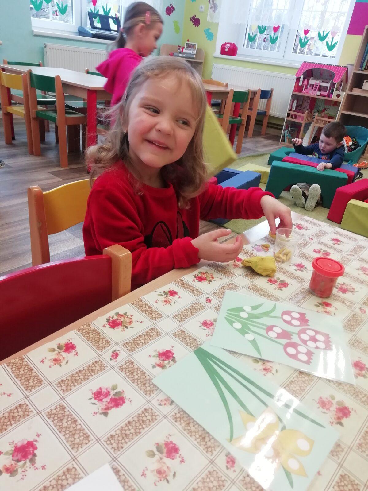 BROUČCI - ,,O ZAKLETÝCH STROMECH, PŘIŠLO JARO DO VSI´´ - 19