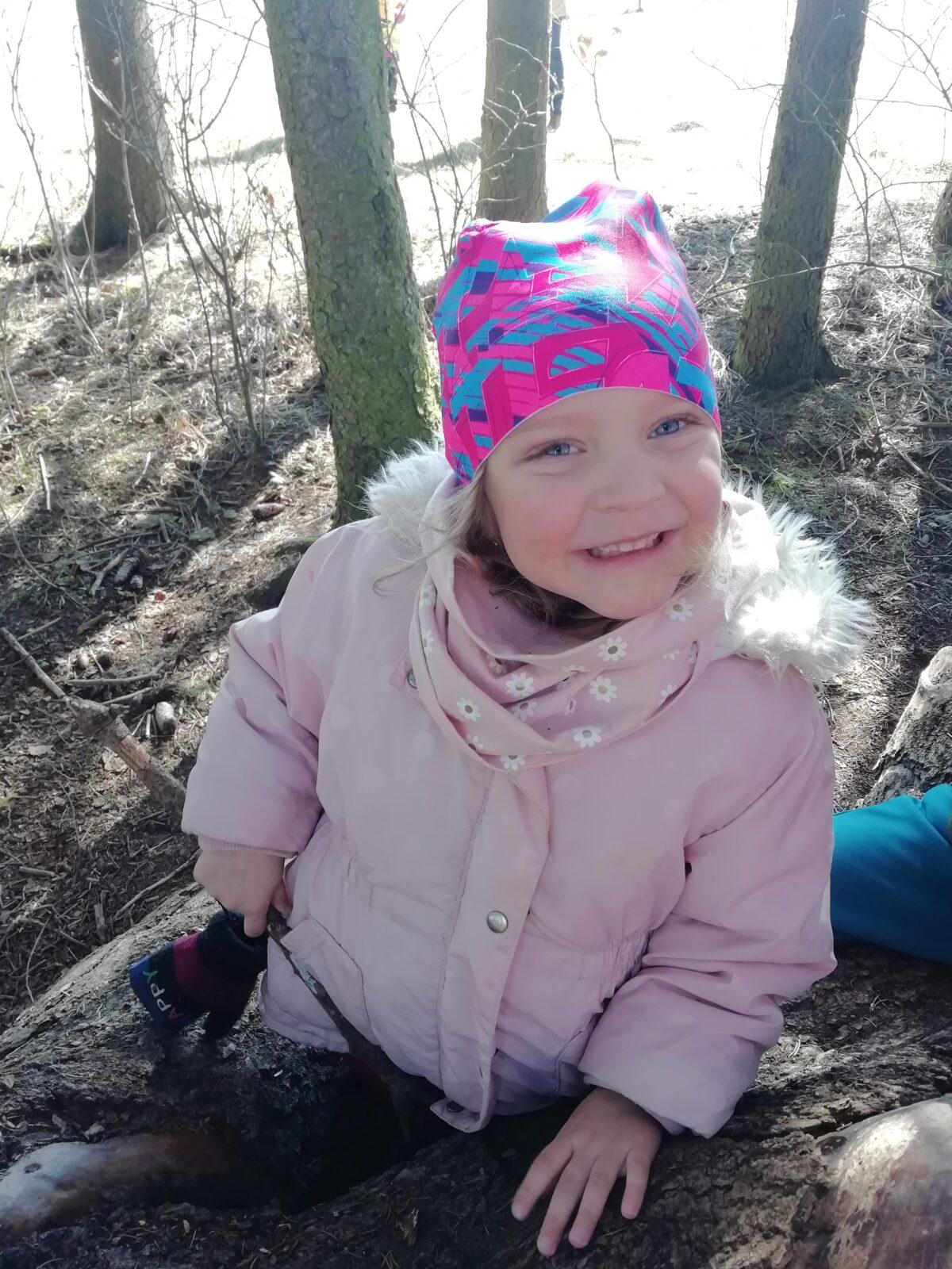 BROUČCI - ,,O ZAKLETÝCH STROMECH, PŘIŠLO JARO DO VSI´´ - 43