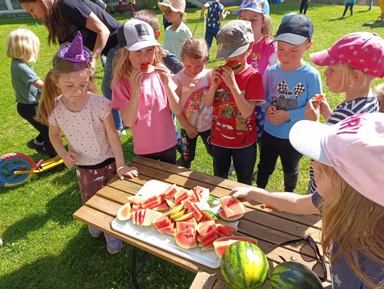 slavíme: Toník měl narozeniny - 22