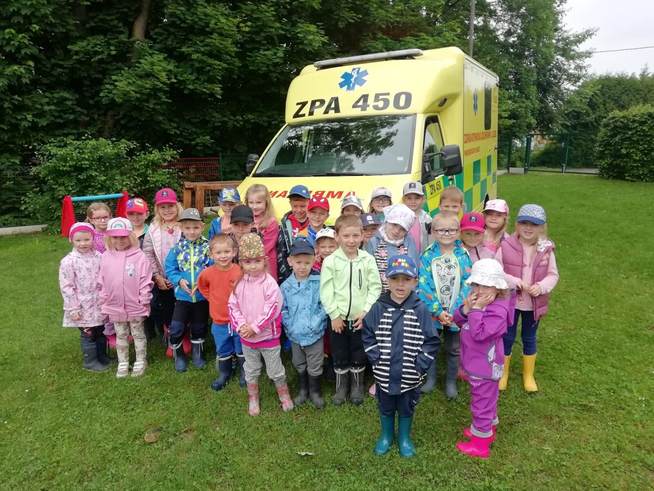 PŘEKVAPENÍ PRO DĚTI - ZÁCHRANKA - 21